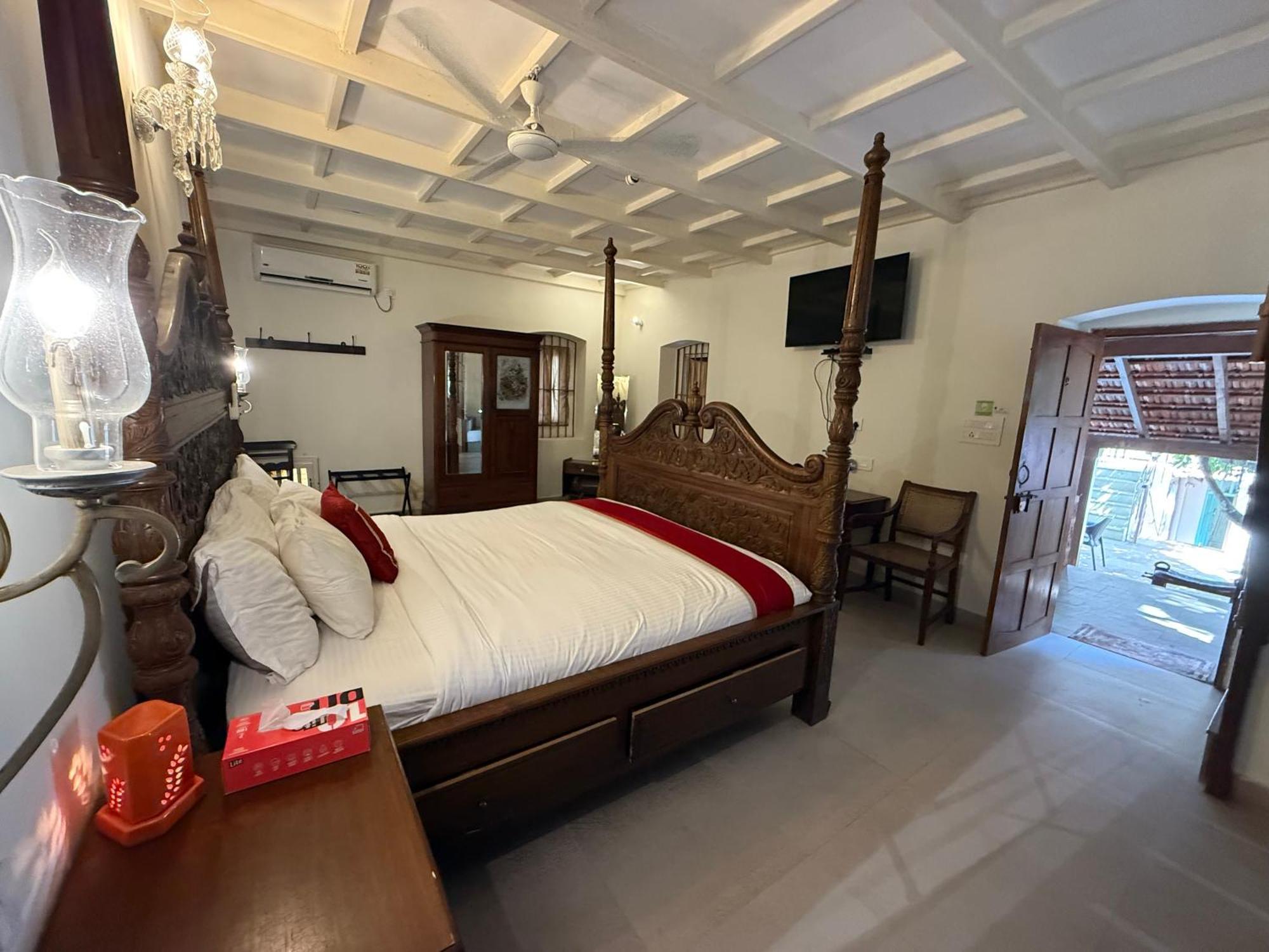 Lar Amorosa Boutique Hotel - Goa Calangute Luaran gambar